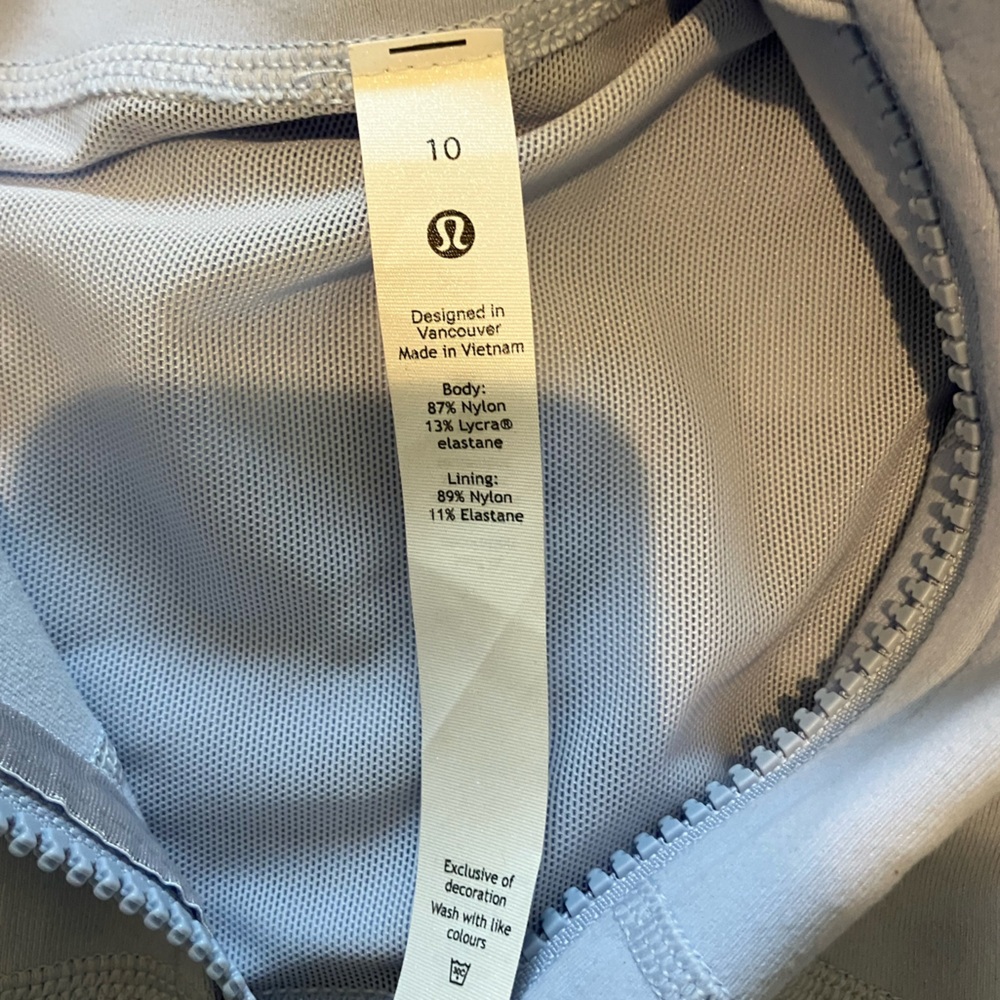 Lululemon Define Jacket - Picture 4 of 4
